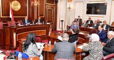 رئيس اقتصادية قناة السويس: تنفيذ أعمال تطوير ميناء العين السخنة خلال عامين رئيس اقتصادية قناة السويس: تنفيذ أعمال تطوير ميناء العين السخنة خلال عامين