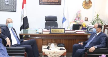 الأعلى للأمناء يبحث شكوى طلاب الإعدادية من امتحان الدراسات.. والتعليم: سهل الأعلى للأمناء يبحث شكوى طلاب الإعدادية من امتحان الدراسات.. والتعليم: سهل