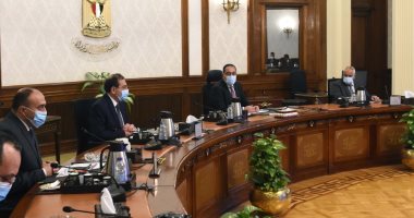 رئيس الوزراء يتابع جهود توفير احتياجات المشروعات الجار تنفيذها خاصة من المواسير رئيس الوزراء يتابع جهود توفير احتياجات المشروعات الجار تنفيذها خاصة من المواسير