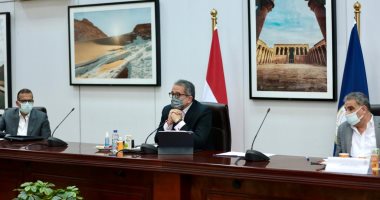 السياحة: استمرار إقامة السياح الروس والأوكران بالفنادق حتى عودتهم إلى بلادهم السياحة: استمرار إقامة السياح الروس والأوكران بالفنادق حتى عودتهم إلى بلادهم