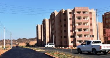 الإسكان تعفى حاجزى الوحدات السكنية والإدارية وقطع الأراضى من غرامات التأخير