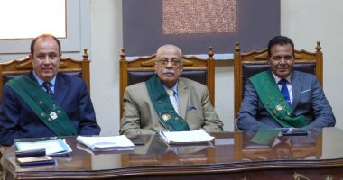 محطات مرتبطة بمحاكمة أبو الفتوح ومحمود عزت بقضية "التحريض ضد الدولة"