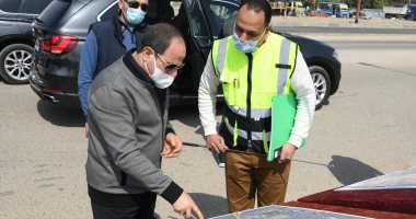 الرئيس السيسي يوجه بدراسة إمكانية توسعة بعض المحاور لتيسير حركة المواطنين