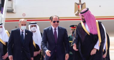 لحظة وصول الرئيس السيسي إلى المملكة العربية السعودية.. صور