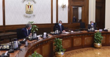 مدبولى: الرئيس السيسي وجه بالحفاظ على المخزون الاستراتيجى للسلع ومتابعة أسعارها