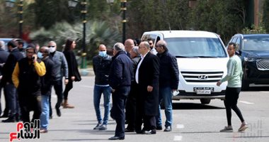 تشييع جثمان الراحلة أنيسة حسونة إلى مثواه الأخير..صور تشييع جثمان الراحلة أنيسة حسونة إلى مثواه الأخير..صور