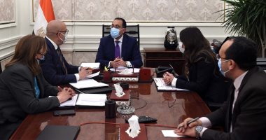 رئيس الوزراء يتابع مع وزير الإسكان موقف تنفيذ مبادرة "سكن لكل المصريين"