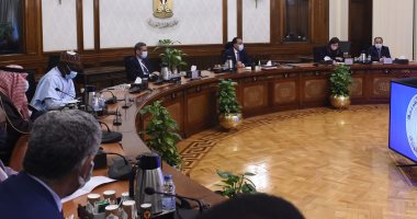 رئيس الوزراء يستقبل وفدا من مجلس حوكمة "برنامج جسور التجارة العربية الأفريقية"