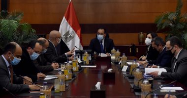 رئيس الوزراء يتابع موقف طرح الوحدات السكنية والأراضى للمصريين بالخارج رئيس الوزراء يتابع موقف طرح الوحدات السكنية والأراضى للمصريين بالخارج