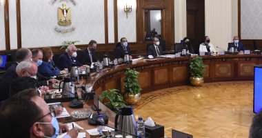 رئيس الوزراء يستعرض مع ممثلى 16شركة ألمانية مجالات الاستثمار فى مصر