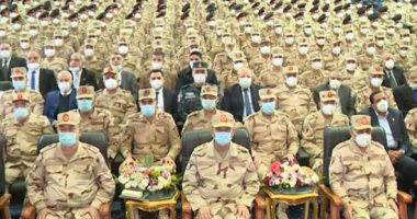 وزير الدفاع يشهد احتفالية مسابقة الابتكارات العلمية بالدفاع الجوى وزير الدفاع يشهد احتفالية مسابقة الابتكارات العلمية بالدفاع الجوى