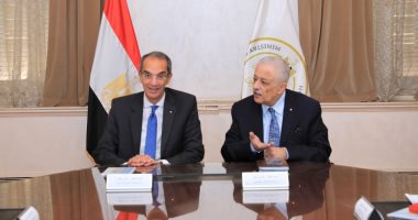 وزيرا التعليم والاتصالات يناقشان مبادرة "أشبال مصر الرقمية" لطلاب المدارس