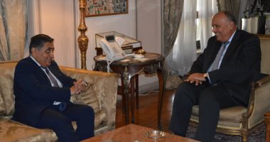 سامح شكرى يبحث مع وزير الدولة البريطانية جهود مصر للتصدى للتطرف