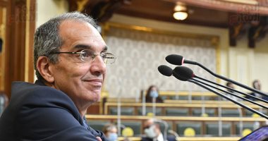 وزير الاتصالات: متابعة دقيقة للمدارس خلال امتحانات نهاية العام لإزالة العقبات وزير الاتصالات: متابعة دقيقة للمدارس خلال امتحانات نهاية العام لإزالة العقبات