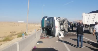 أساليب القيادة الآمنة على الطرق منعًا لوقوع الحوادث.. تعرف عليها