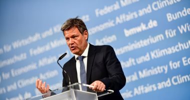 أزمة اقتصادية كبيرة فى ألمانيا.. الحكومة تدعو المواطنين لتخزين الدواء والغذاء أزمة اقتصادية كبيرة فى ألمانيا.. الحكومة تدعو المواطنين لتخزين الدواء والغذاء