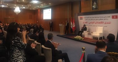 رئيس الوزراء من تونس: طرح العديد من الشركات العامة فى البورصة الفترة المقبلة