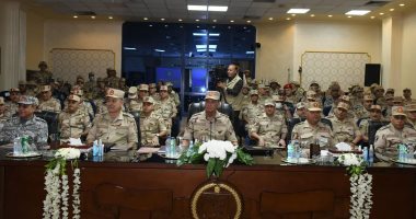 وزير الدفاع يشهد المرحلة الرئيسية لمشروع "خالد - 20"بالمنطقة الجنوبية العسكرية