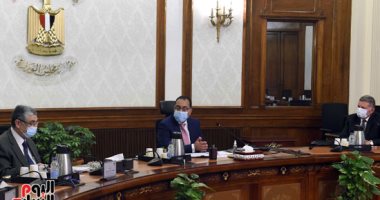 مدبولى: تلقينا طلبات من مستثمرين للمشاركة بتطوير مجمع الألومنيوم بنجع حمادى مدبولى: تلقينا طلبات من مستثمرين للمشاركة بتطوير مجمع الألومنيوم بنجع حمادى