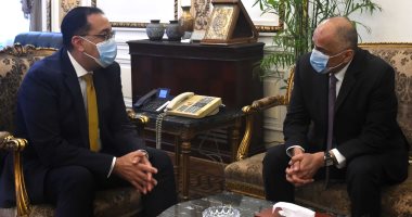 رئيس الوزراء يلتقى محافظ البنك المركزى للتنسيق بشأن ملفات العمل المشتركة رئيس الوزراء يلتقى محافظ البنك المركزى للتنسيق بشأن ملفات العمل المشتركة