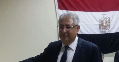 سفير مصر بالكويت يتسلم 5 قطع أثرية مهربة ضبطتها السلطات الكويتية