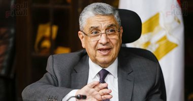 وزير الكهرباء: الشبكة الكهربائية المصرية "زى الفل" ولم تتأثر بالحرارة