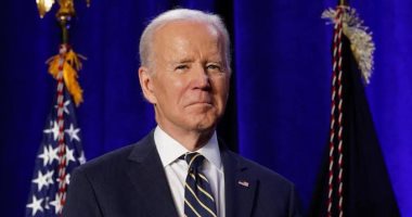 إصابة وزير الصحة الأمريكى بكورونا للمرة الثانية فى شهر..ومسئول: لم يخالط بايدن