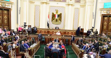 قانون المهن الطبية يحدد شروطا للتعاقد مع الأطباء بعد بلوغ سن المعاش قانون المهن الطبية يحدد شروطا للتعاقد مع الأطباء بعد بلوغ سن المعاش