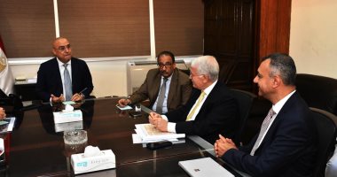 وزير الإسكان يتابع مشروع سد ومحطة "جوليوس نيريرى" على نهر روفيجى بتنزانيا وزير الإسكان يتابع مشروع سد ومحطة "جوليوس نيريرى" على نهر روفيجى بتنزانيا