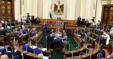 15 مليار جنيه لتوفير 25 ألف فصل لخفض الكثافة.. و700 مليون لـ"بنك المعرفة" 15 مليار جنيه لتوفير 25 ألف فصل لخفض الكثافة.. و700 مليون لـ"بنك المعرفة"