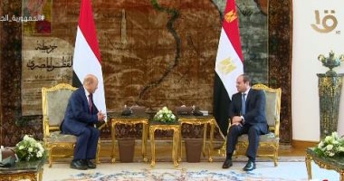 الرئيس السيسي يستقبل رئيس مجلس القيادة الرئاسى اليمنى فى قصر الاتحادية الرئيس السيسي يستقبل رئيس مجلس القيادة الرئاسى اليمنى فى قصر الاتحادية