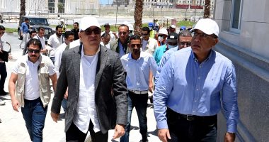 مدبولى يوجه خلال جولته بمشروع المدينة التراثية فى العلمين بتوسيع أماكن الاستراحات مدبولى يوجه خلال جولته بمشروع المدينة التراثية فى العلمين بتوسيع أماكن الاستراحات