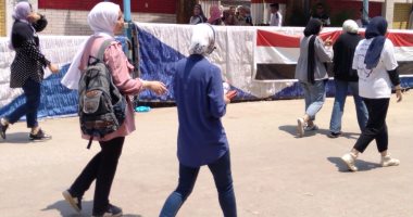 تدريب على امتحان الكيمياء لطلاب اللغات.. مراجعة شاملة ونموذج طبق الأصل لورقة الأسئلة تدريب على امتحان الكيمياء لطلاب اللغات.. مراجعة شاملة ونموذج طبق الأصل لورقة الأسئلة