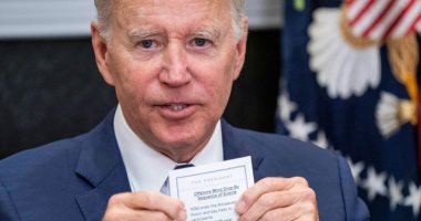 الرئيس الأمريكى يصدق على قانون يقيد حيازة السلاح فى الولايات المتحدة