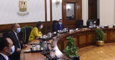 وزيرة التخطيط تستعرض مجالات التعاون المختلفة مع الصناديق السيادية العربية وزيرة التخطيط تستعرض مجالات التعاون المختلفة مع الصناديق السيادية العربية