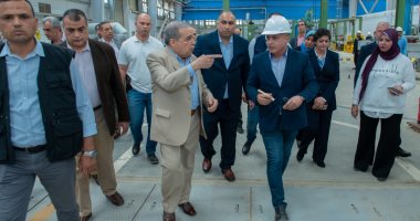 وزير الإنتاج الحربى يتفقد شركة حلوان للصناعات غير الحديدية.. صور وزير الإنتاج الحربى يتفقد شركة حلوان للصناعات غير الحديدية.. صور