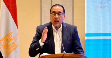 رئيس الوزراء: مصر تستورد 100 مليون برميل مواد بترولية سنوياً رئيس الوزراء: مصر تستورد 100 مليون برميل مواد بترولية سنوياً