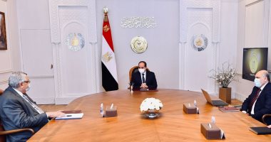 الرئيس السيسى يجتمع بالدكتور عوض تاج الدين وحمدي عبد العظيم أستاذ علاج الأورام