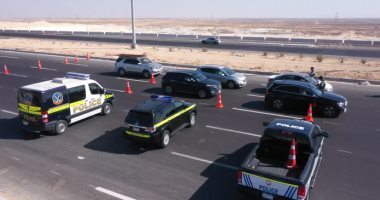 انتشار مرورى على الطرق والمحاور لتأمين المسافرين قبل عيد الأضحى.. فيديو