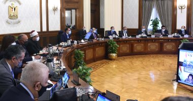 الحكومة: إعداد قانون ينظم التصوير والإنتاج التليفزيونى والسينمائى والوثائقى الحكومة: إعداد قانون ينظم التصوير والإنتاج التليفزيونى والسينمائى والوثائقى