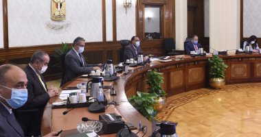 رئيس الوزراء يُتابع جهود تشغيل الطيران منخفض التكاليف