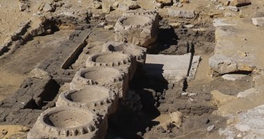 الكشف عن بقايا مبنى بأبو صير.. ودراسات مبدئية: قد يكون أحد معابد الشمس المفقودة