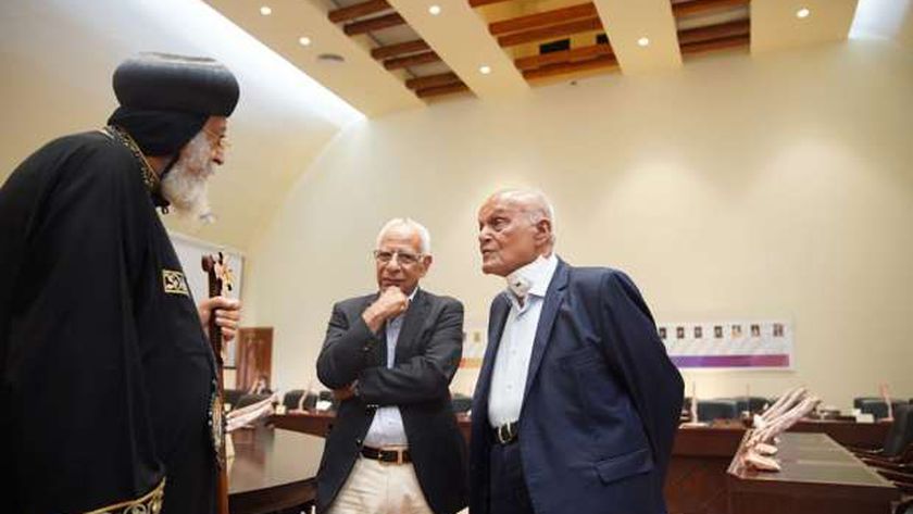 البابا تواضروس والدكتور مجدي يعقوب