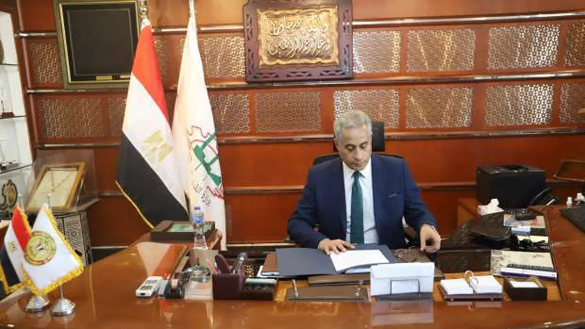 وزير القوى العاملة