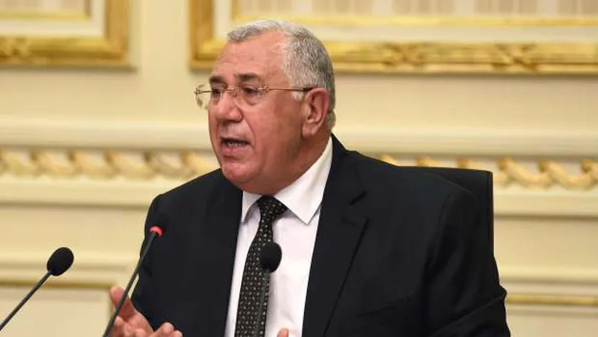 السيد القصير وزير الزراعة