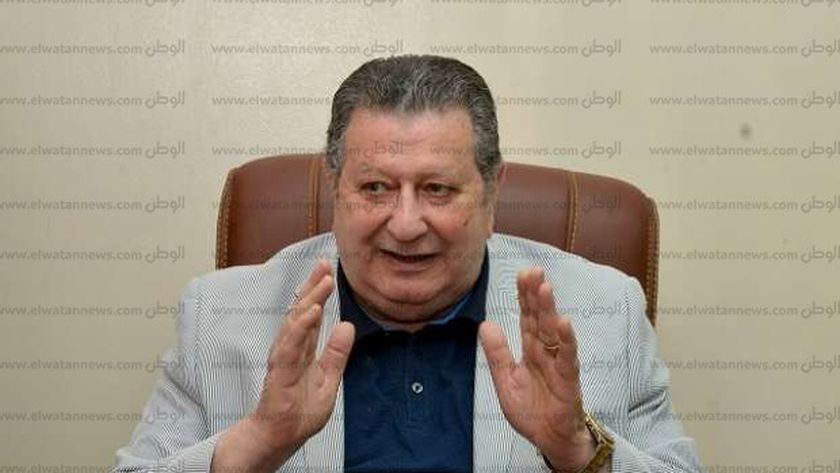 الربان عمر صميدة عضو مجلس الشيوخ