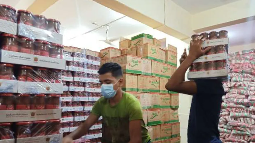 صرف السلع من مخازن الجملة لمنافذ التموين