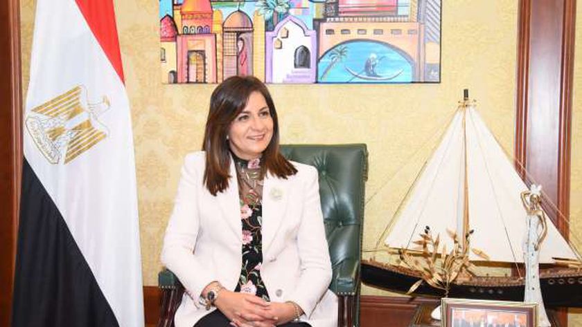 السفيرة نبيلة مكرم وزيرة الدولة للهجرة وشئون المصريين بالخارج