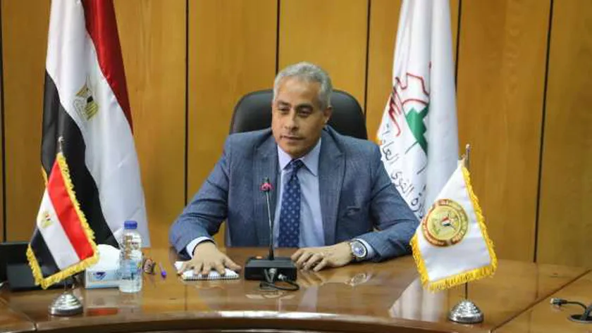 حسن شحاته وزير القوى العاملة خلال اللقاء