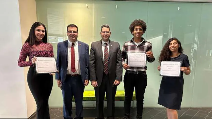 جانب من تكريم الطلاب بجامعة لويفيل